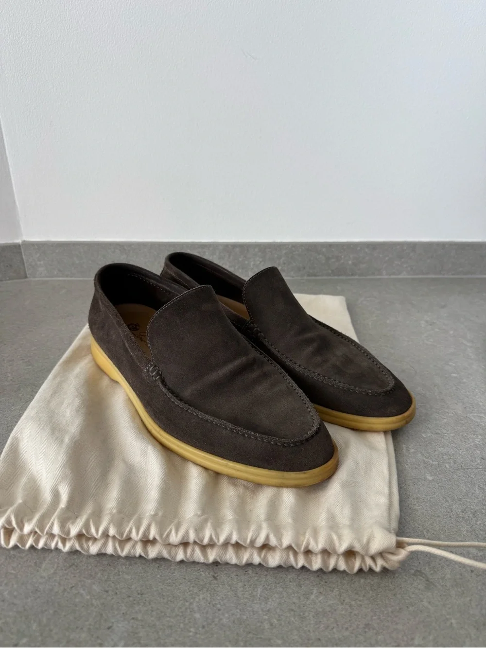 Loro Piana Warm Ash Grey Summer Walk